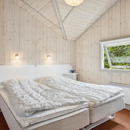 Дом отдыха Awesome In With Kitchen