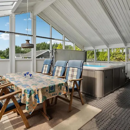 Awesome In With Kitchen